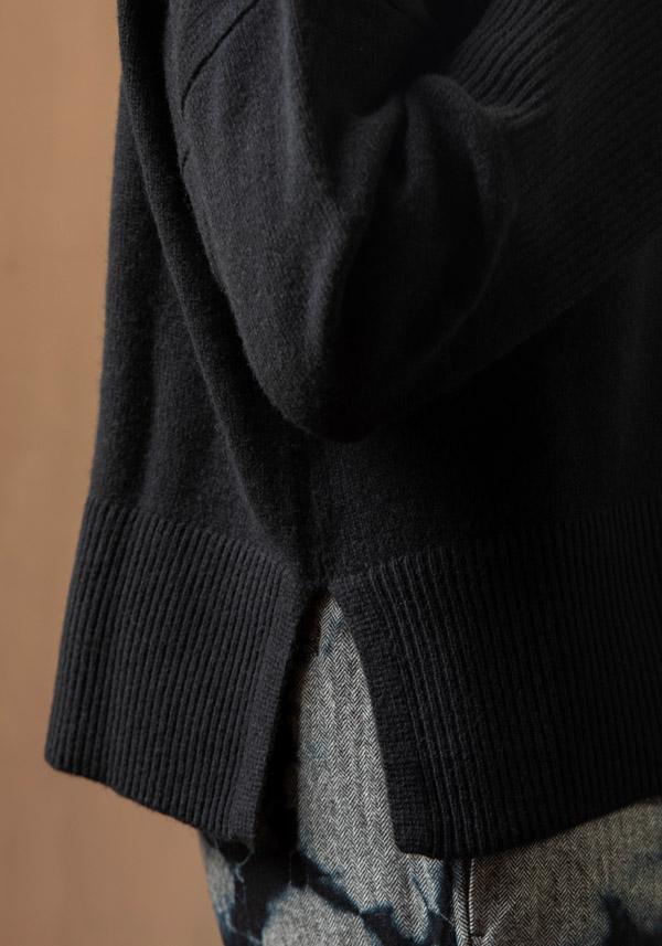 Rose & Lini BE YOU CASHMERE “TURTLE NECK” BLACK KNIT Acquista Ora