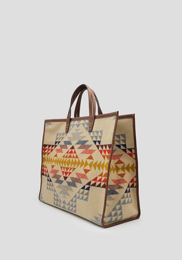 Rose & Lini A VACATION “TANK SHOPPER LARGE” SMITH ROCK BAG 2025