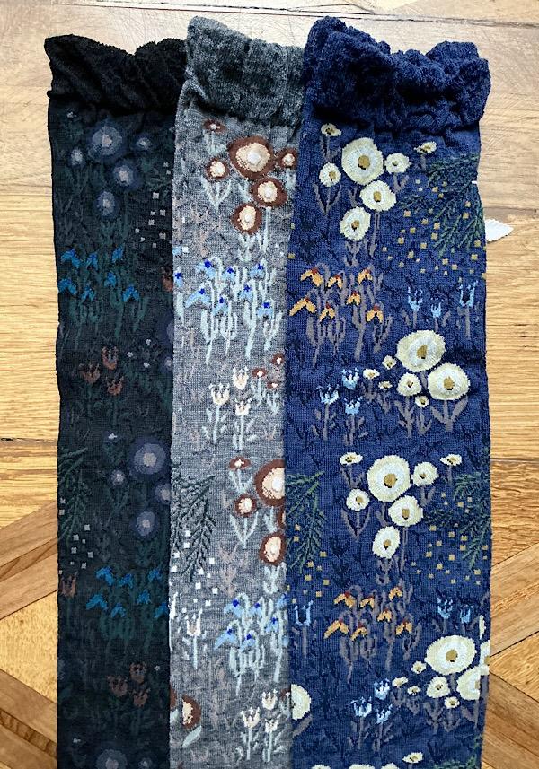 Rose & Lini ANTIPAST WOOL “WINTER GARDEN” AM-789HS LONG SOCKS BLUE Convenienza