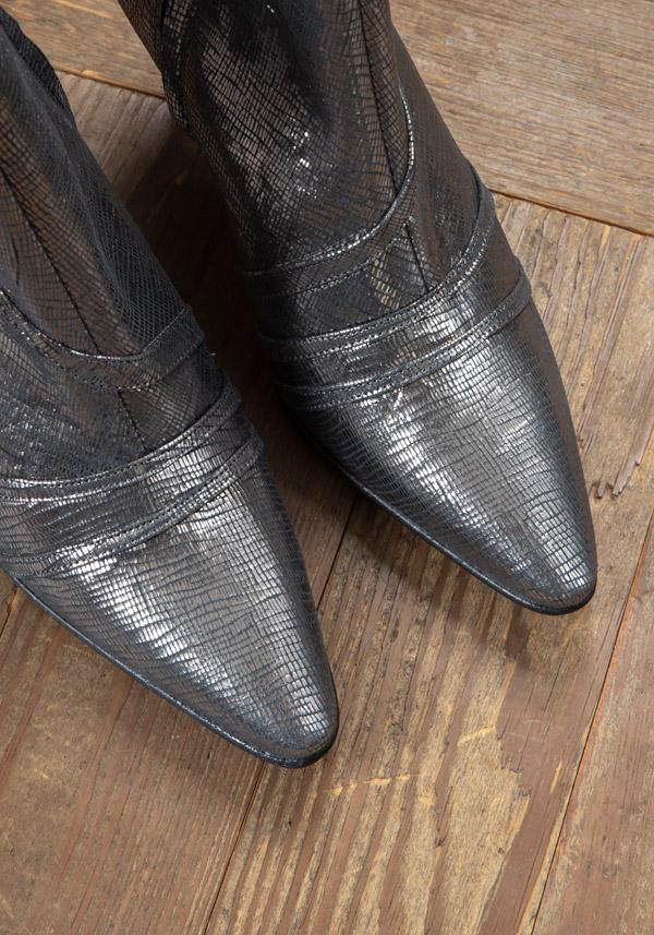 Rose & Lini ROSE’S ROSES “BELL” SILVER HEELED ANKLE BOOTS Promozione