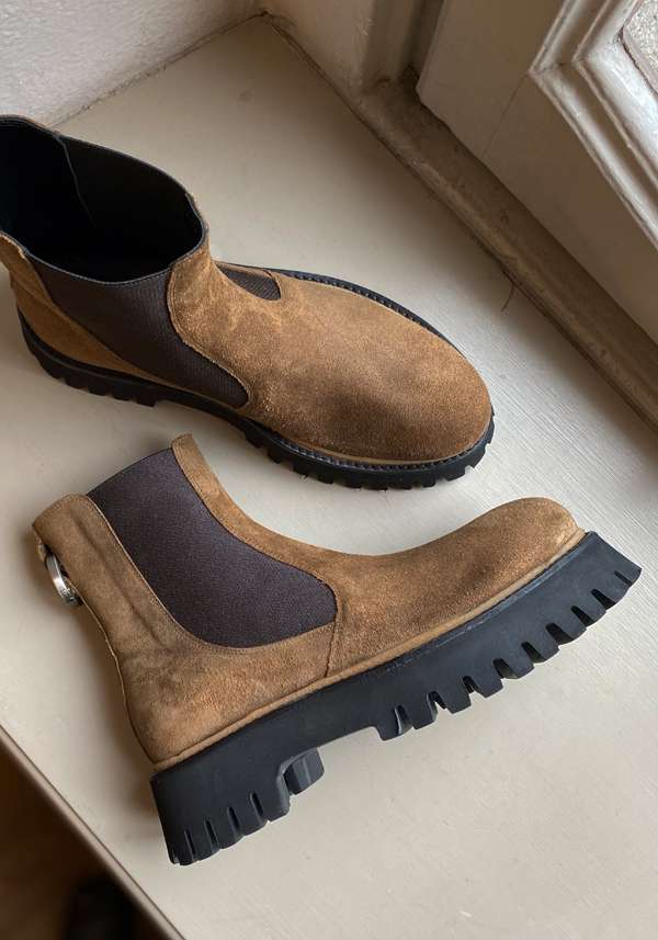 Rose & Lini ROCCO P. “TRONCHETTO 15630” SUEDE CARAMEL ANKLE BOOTS Promozione Limitata