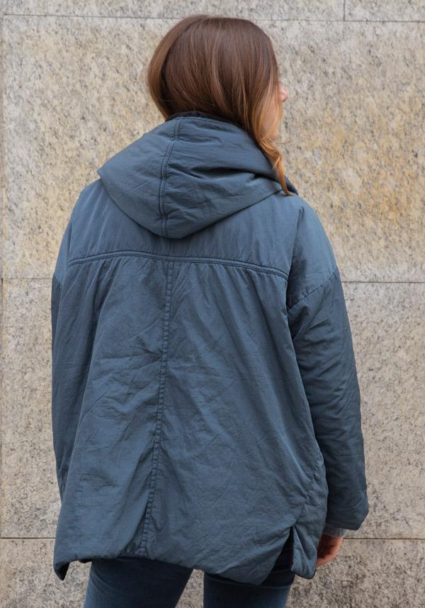 Rose & Lini KIMONORAIN REVERSIBLE “BASIC” JACKET LEAD & BLACK In Linea
