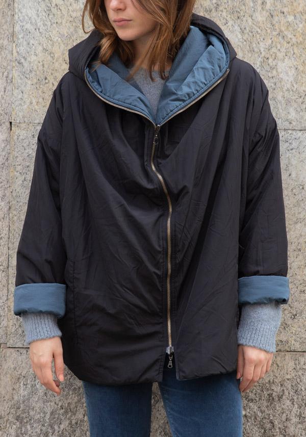 Rose & Lini KIMONORAIN REVERSIBLE “BASIC” JACKET LEAD & BLACK In Linea