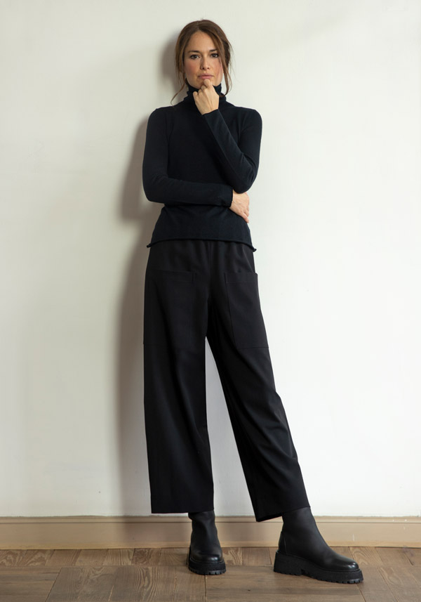 Rose & Lini SAVERIO PALATELLA CASHMERE “LIGTH-WEIGHT CREW NECK” BLACK KNIT Spedizione Gratuita