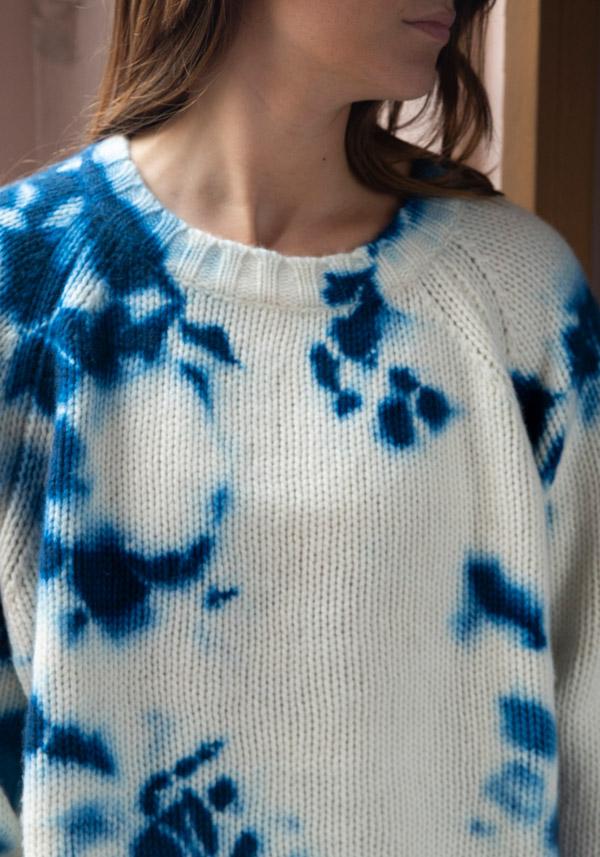 Rose & Lini SUZUSAN CASHMERE “PULL 3083” BLUE & NATURAL Presa