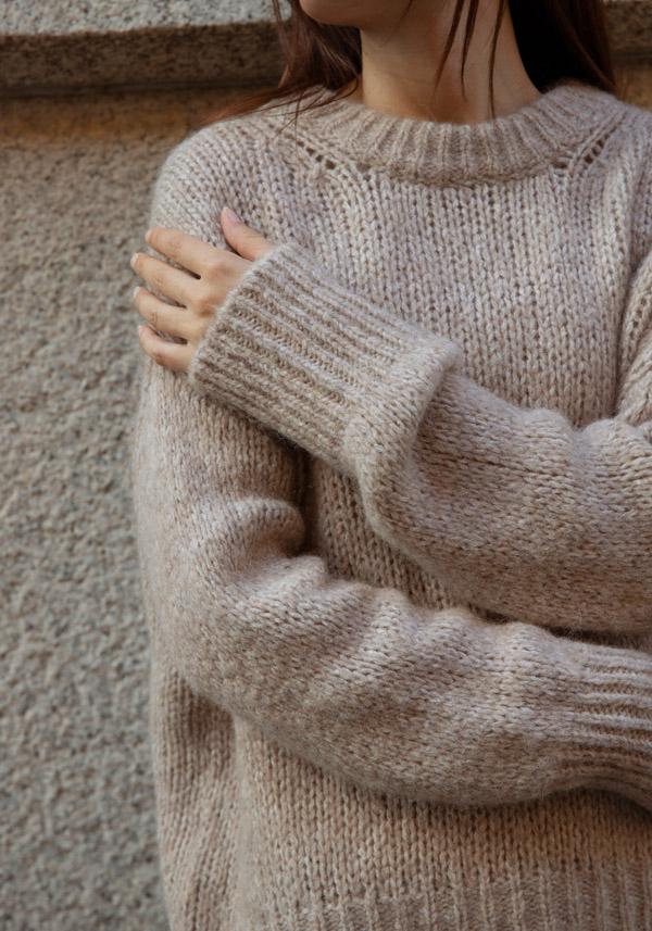 Rose & Lini UN-NAMABLE “COME ON SWEATER” BEIGE Economico