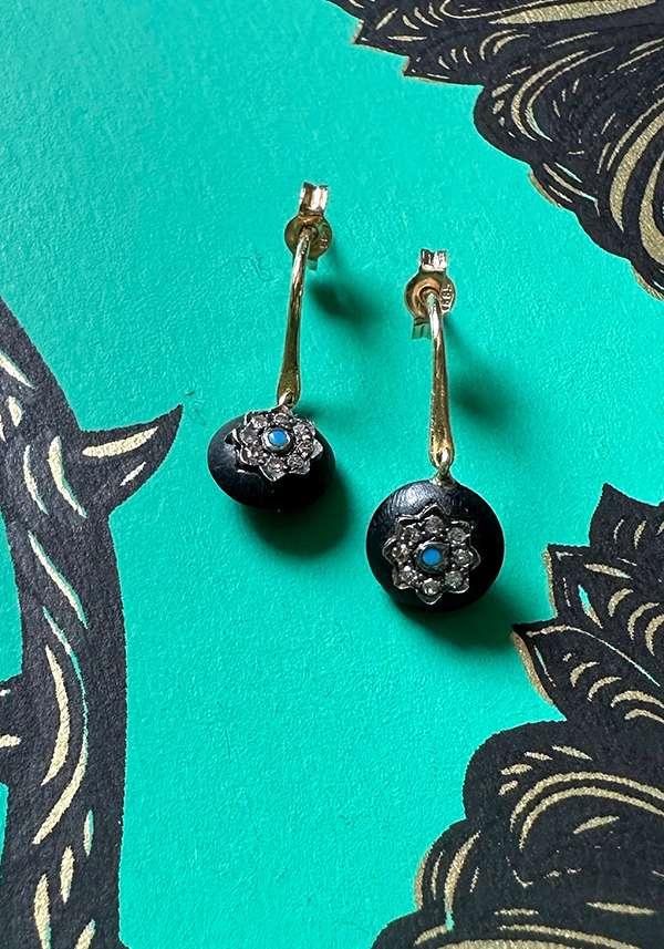 Rose & Lini 5 OCTOBRE “ISA” BLACK EARRINGS Promozione