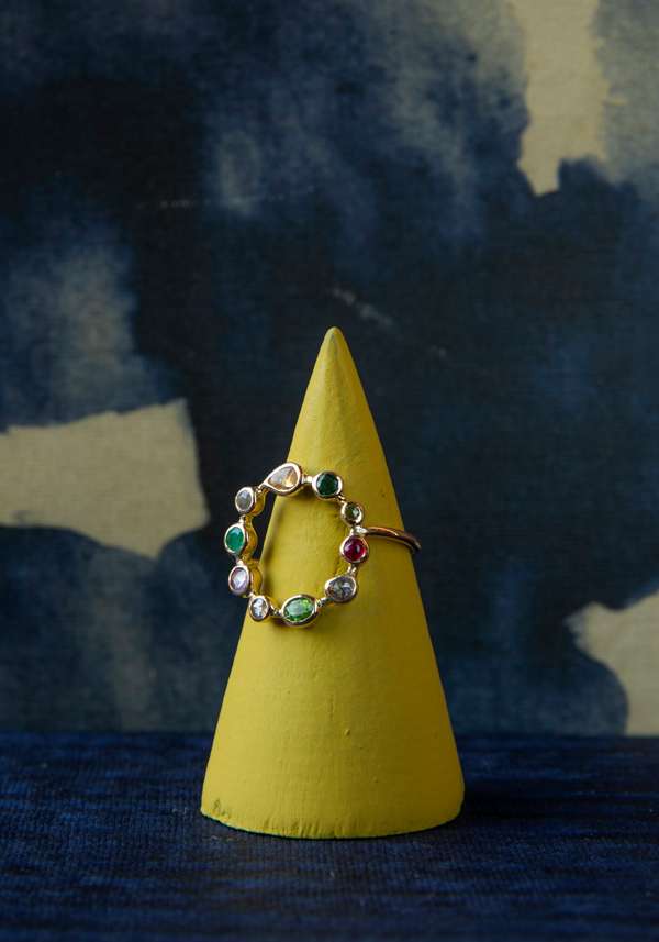 Rose & Lini DORETTE MULTICOLOR “BAGUE COURONNÉE” GOLD RING Qualità