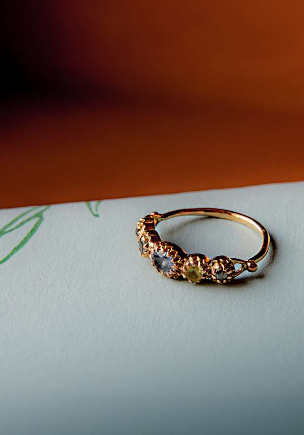Rose & Lini DORETTE MULTICOLOR “BAGUE JARRETIÈRE” GOLD RING Italy