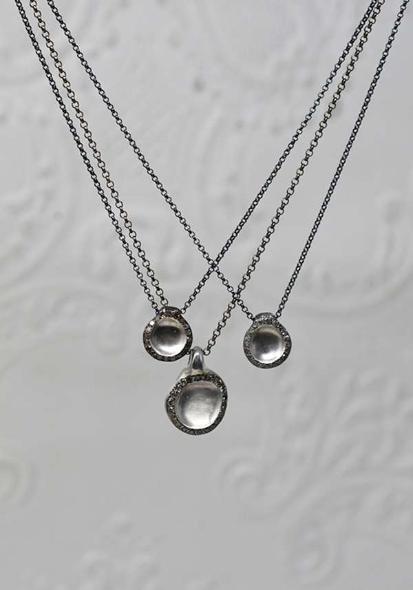 Rose & Lini ROSAMARIA SMALL COGNAC DIAMONDS PENDANT NECKLACE Moda