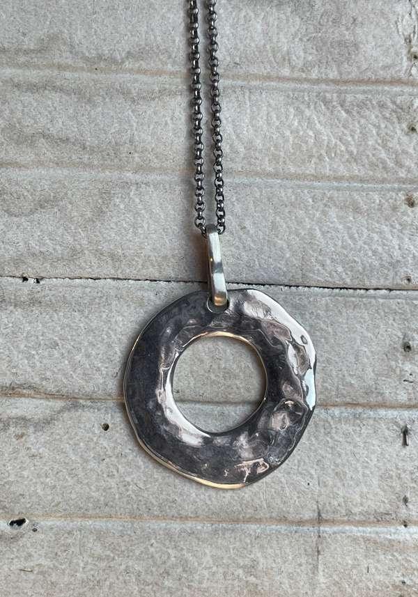Rose & Lini ROSAMARIA “GALATEA” ROUND SILVER PENDANT NECKLACE Italia