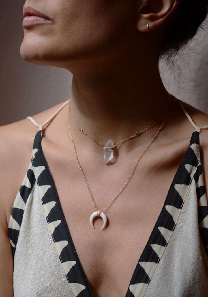 Rose & Lini JACQUIE AICHE CRYSTAL NECKLACE Affare Del Giorno