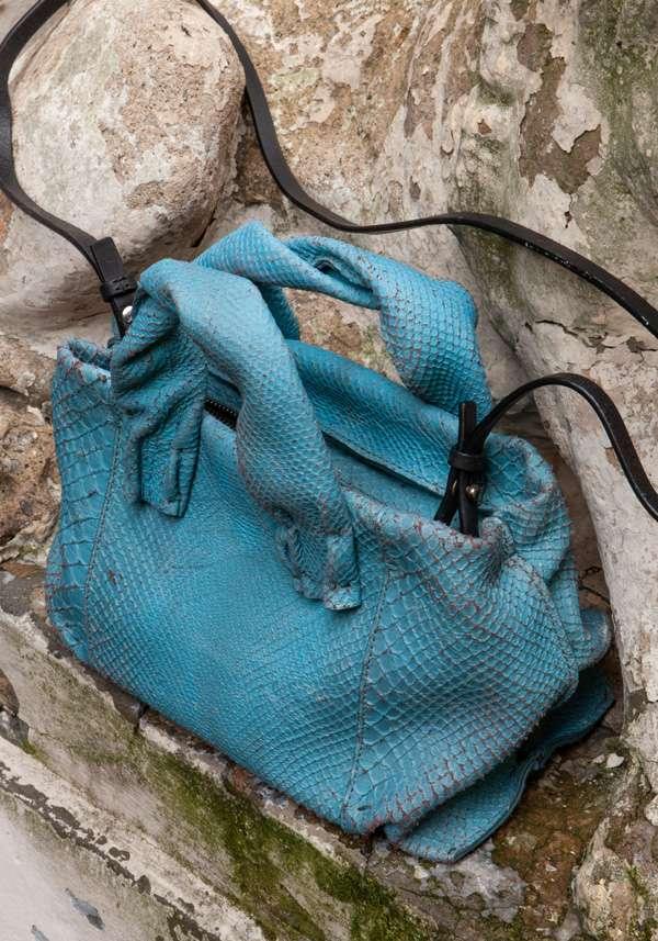 Rose & Lini SIMONA TAGLIAFERRI LIGHT BLUE PYTHON MINI SOFT BAG Offerta Anniversario