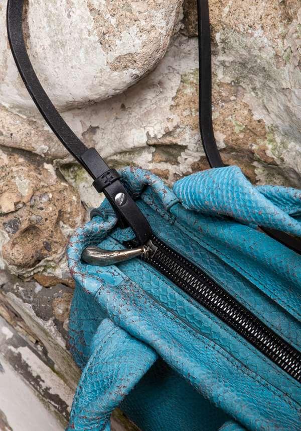 Rose & Lini SIMONA TAGLIAFERRI LIGHT BLUE PYTHON MINI SOFT BAG Offerta Anniversario