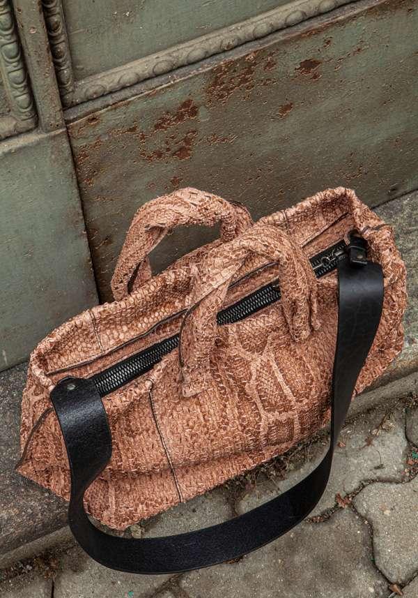 Rose & Lini SIMONA TAGLIAFERRI NUDE PYTHON SOFT BAG Affare Del Giorno