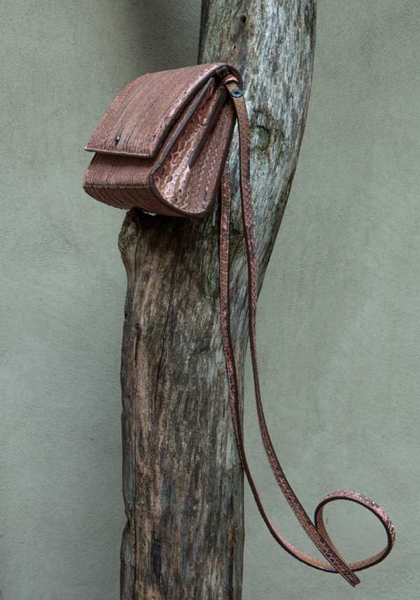 Rose & Lini SIMONA TAGLIAFERRI NUDE PYTHON POCHETTE BAG Convenienza