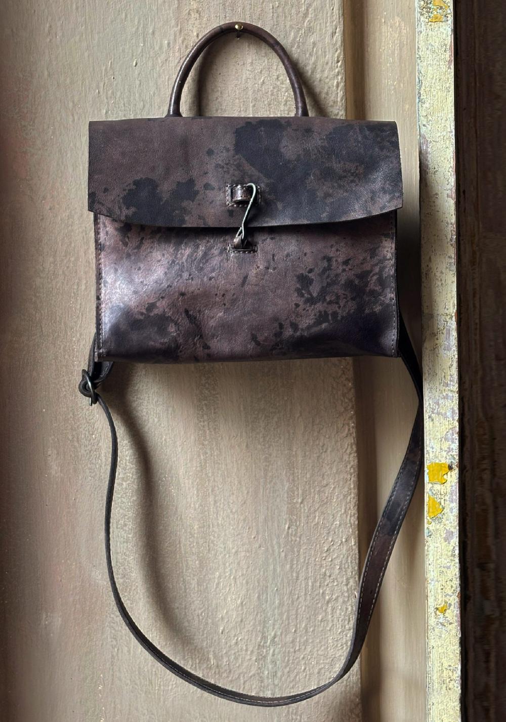 Rose & Lini TAGLIOVIVO EARTH LEATHER “DOCTOR XS” BAG Presa