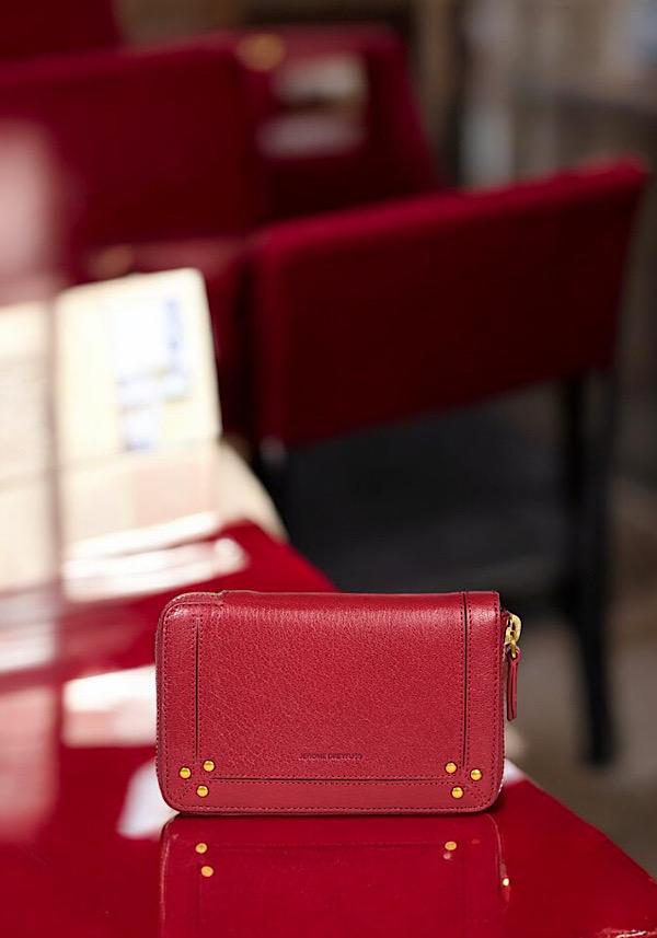 Rose & Lini JÉRÔME DREYFUSS “JULIEN” RUBY WALLET Sconto