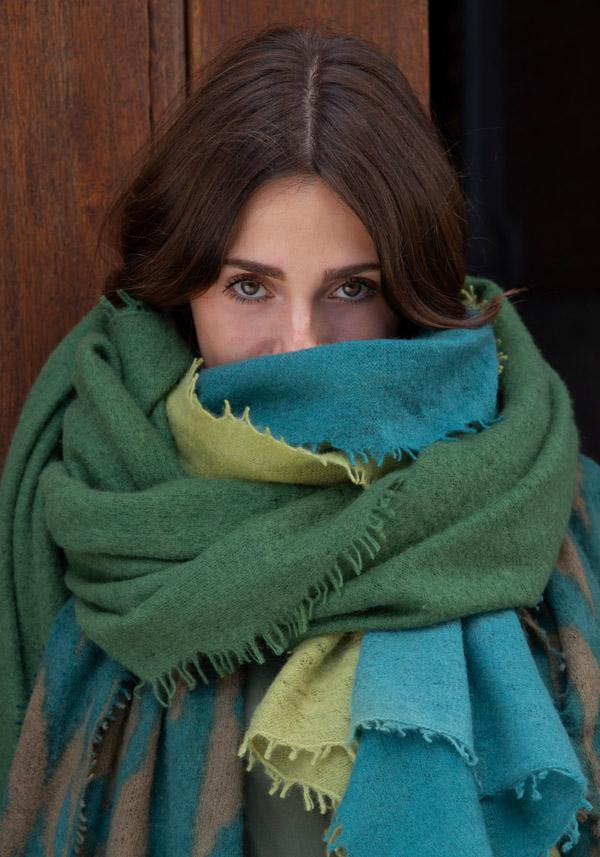 Rose & Lini MIRROR IN THE SKY CASHMERE “OPEN KNITTED” HERB SCARF Fino al 60% di sconto