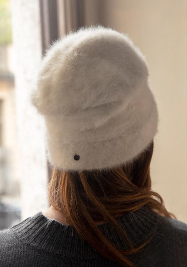 Rose & Lini YESEY “LACES” NATURAL ANGORA HAT Officina