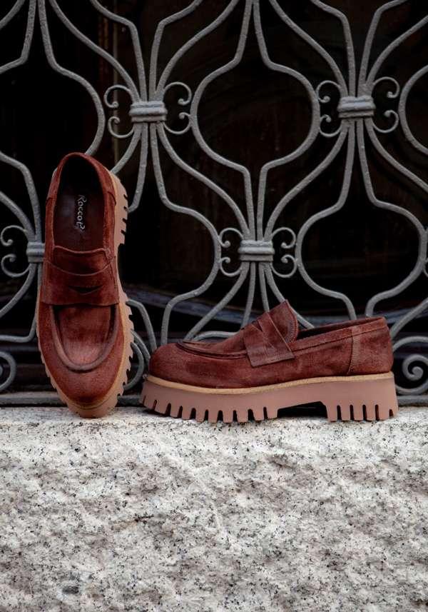 Rose & Lini ROCCO P. “BOCCADORO” SUEDE LOAFERS In Vendita