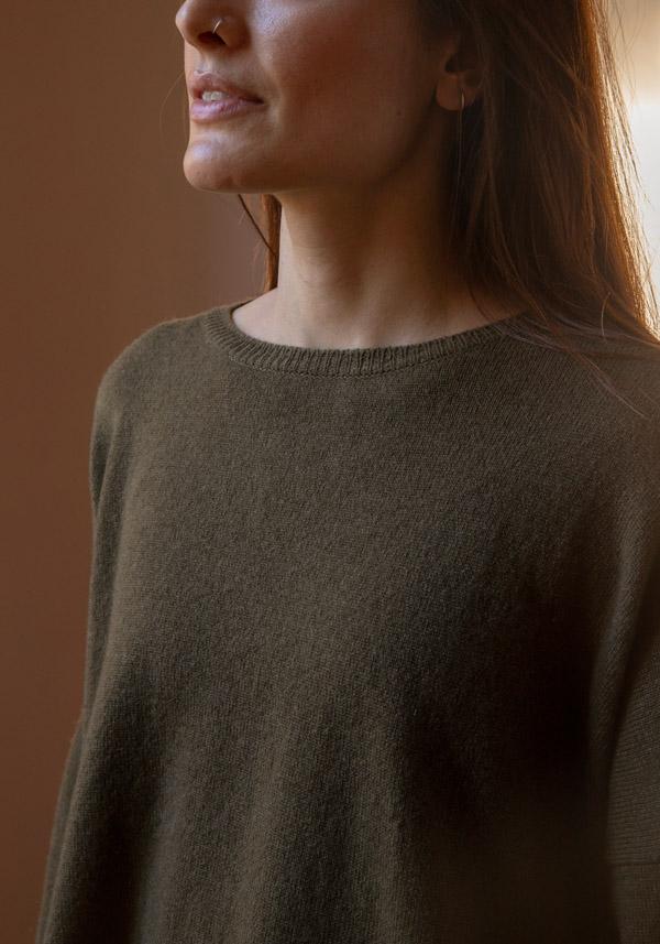 Rose & Lini THAT’S ALYKI CASHMERE “SOPHIE” BRONZE GREEN SWEATER Ritorno libero