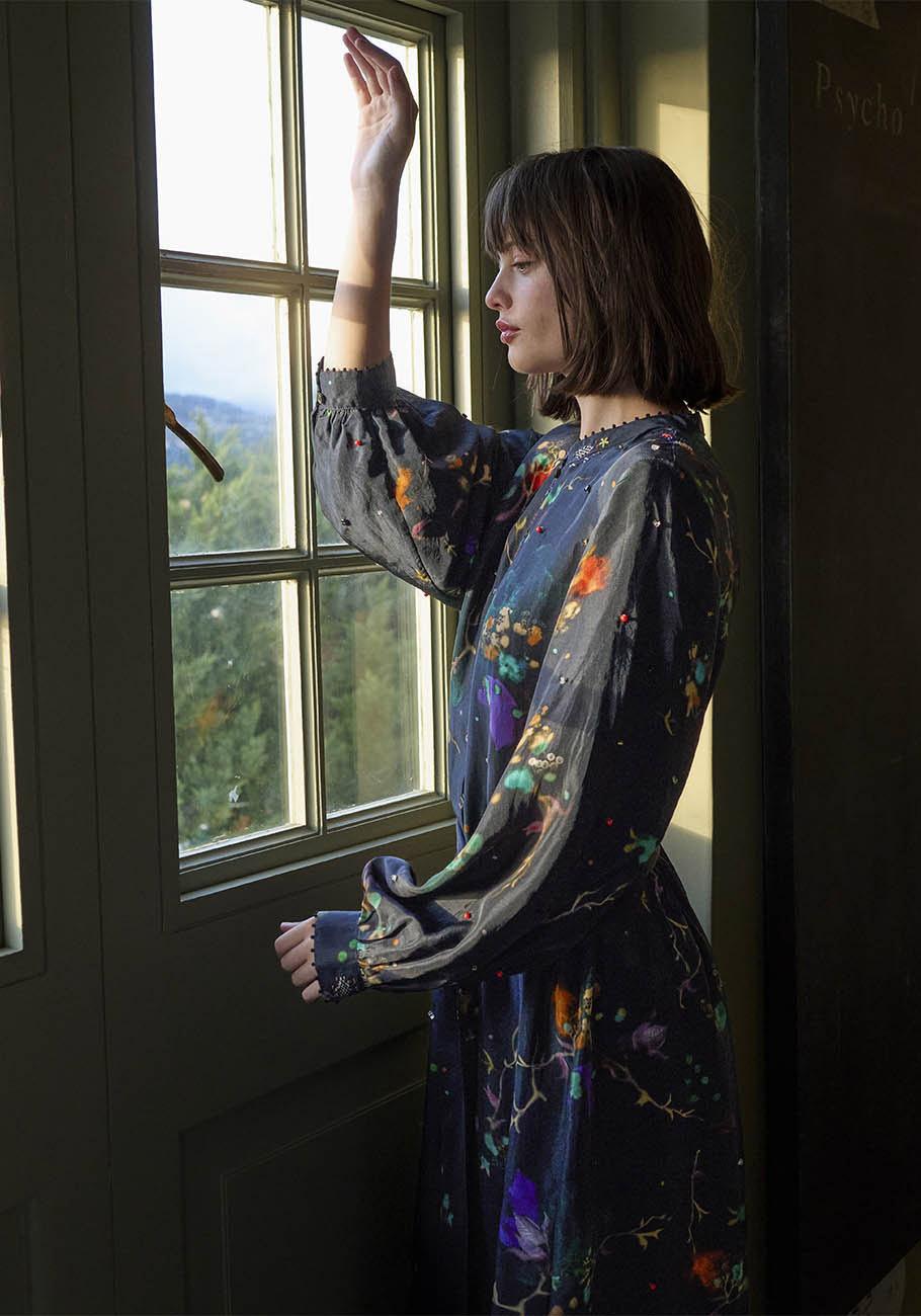 Rose & Lini AN AN LONDREE SILK “HERITAGE DRESS” BLUE-BLACK Nuovo