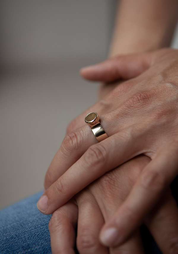 Rose & Lini MAITEA “BAND” QUARTZ RING Novità