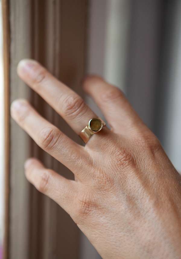 Rose & Lini MAITEA “BAND” QUARTZ RING Novità