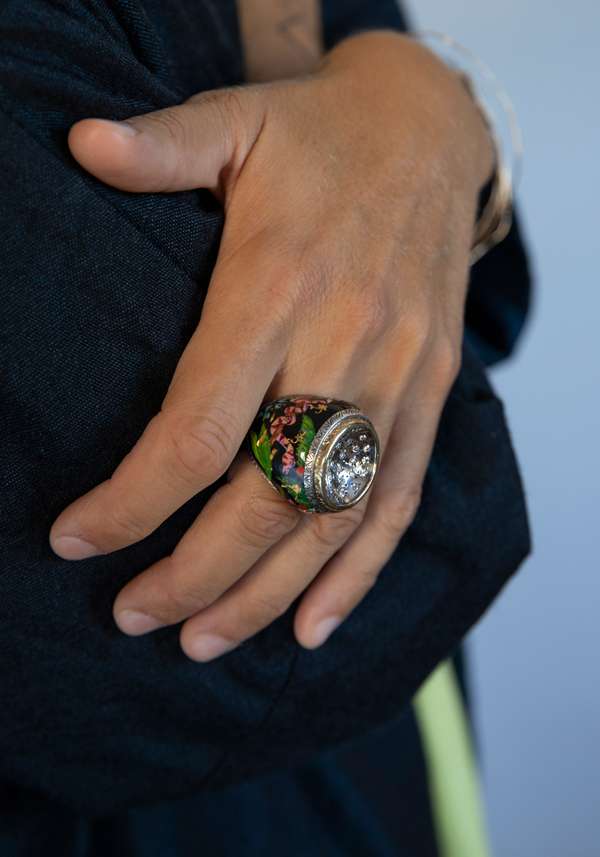 Rose & Lini SIMONA TAGLIAFERRI “CARONTE” HAND-DRAWN RING Presa