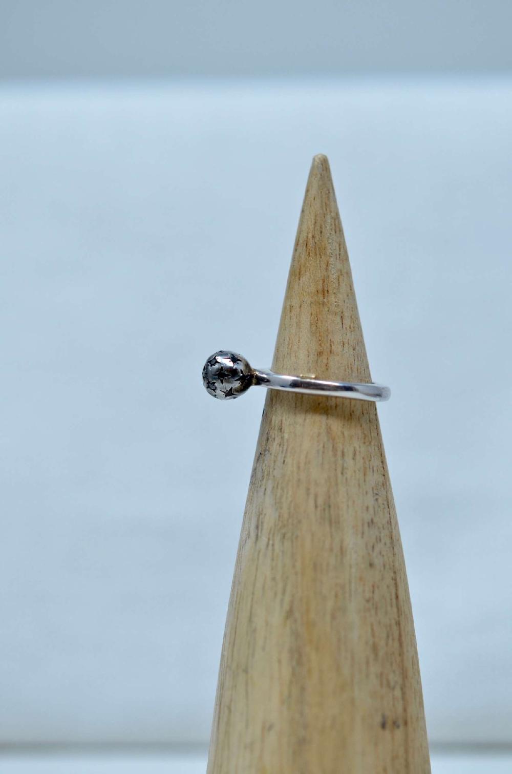 Rose & Lini ROSAMARIA SILVER AND DIAMOND “ALEPO” RING Shopping online