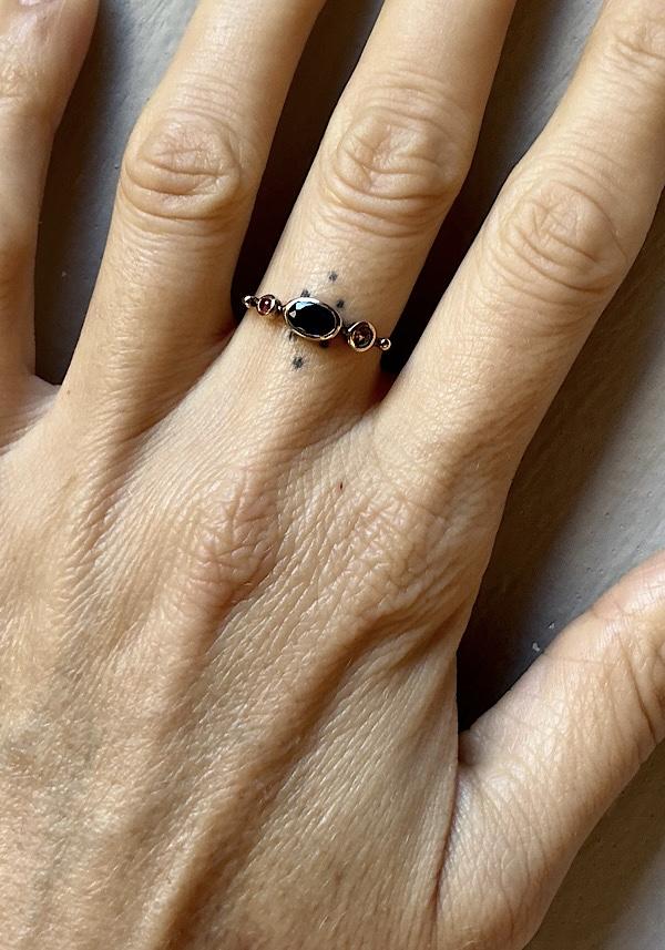 Rose & Lini DORETTE RUBY & BLUE SAPPHIRE “BAGUE SIMPLE” GOLD RING Lightning offer