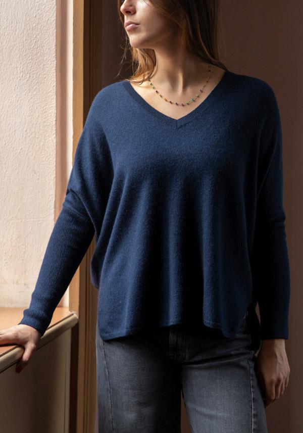Rose & Lini ABSOLUT CASHMERE “PONCHO CAMILLE” NAVY Enormi risparmi