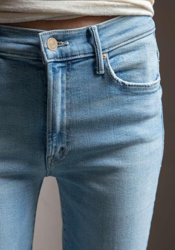 Rose & Lini MOTHER DENIM “INSIDER CROP STEP FRAY” BLUE JEANS Fino al 65% di sconto