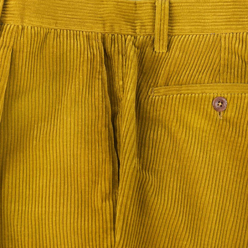 Rubinacci Vintage archive pantalone velluto a coste con pinces ocra Moda