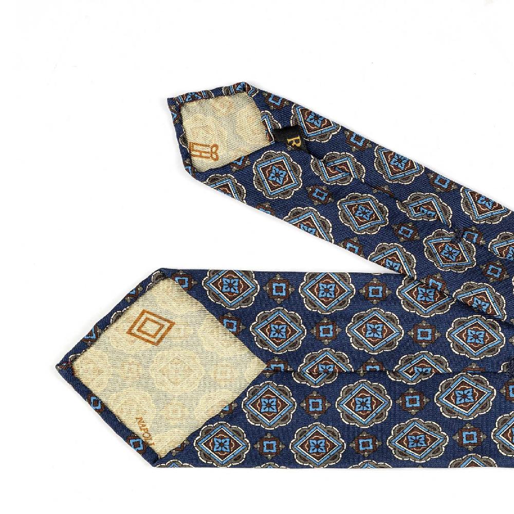 Rubinacci Cravatta in twill di seta con stampa geometrica blu Grande vendita