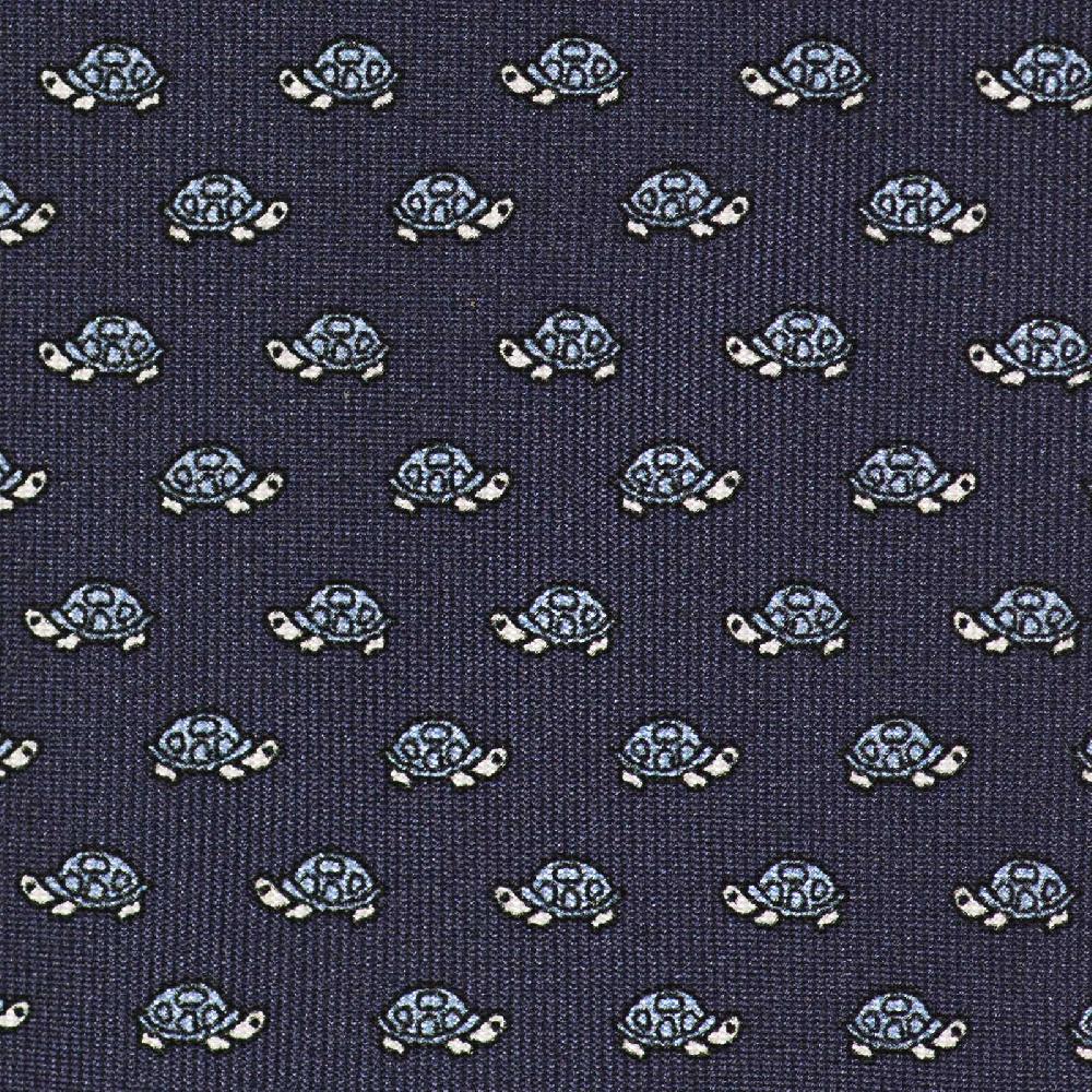 Rubinacci Cravatta in twill di seta con stampa tartaruga azzurra Offerte speciali
