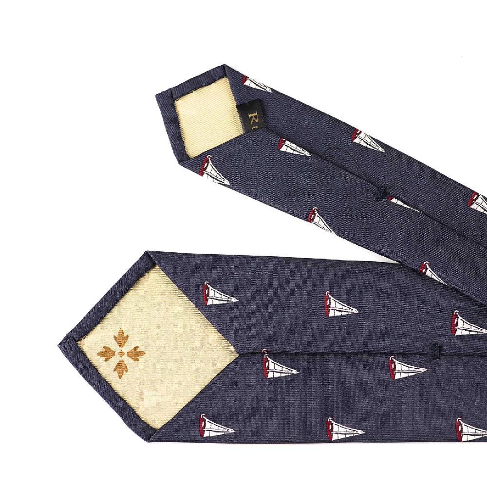 Rubinacci Cravatta in twill di seta con stampa vela rossa Ritorno libero