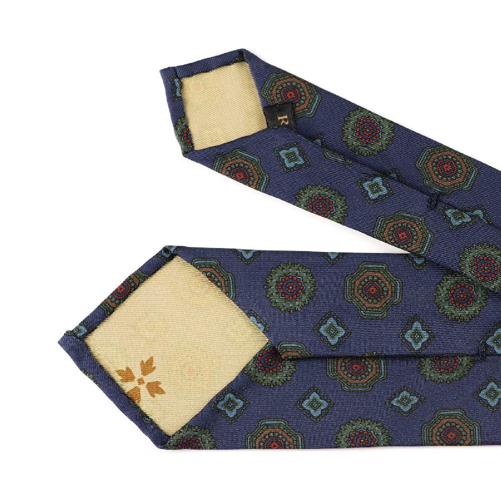 Rubinacci Cravatta in twill di seta blu con stampa geometrica Nuova