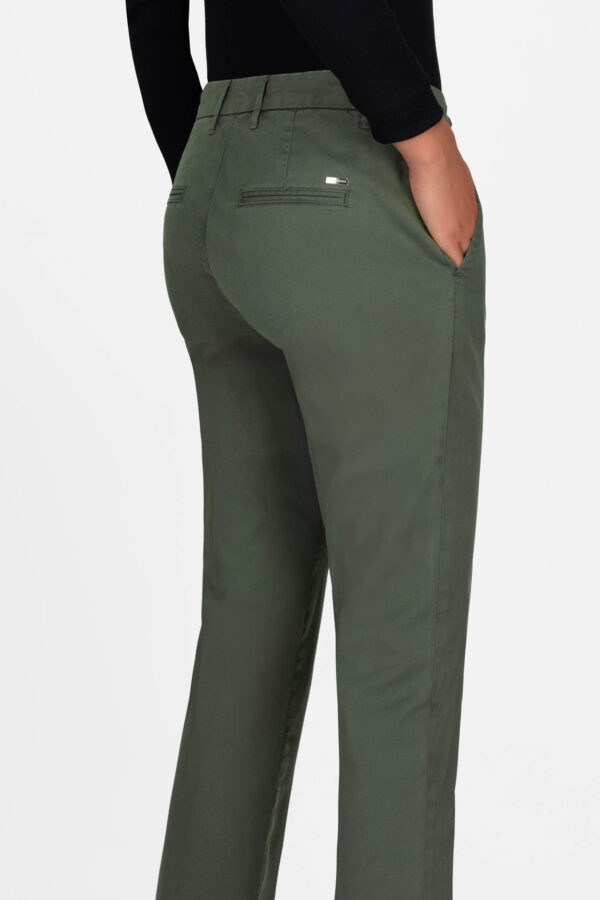 Sartoria Tramarossa PANTALONE ADELE SLIM IN COTONE VERDE Vendita Economica