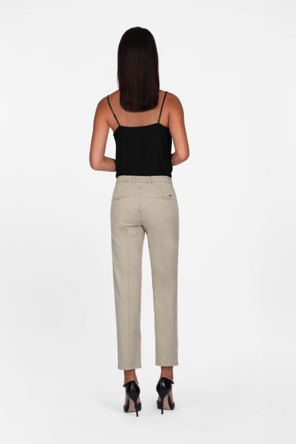 Sartoria Tramarossa PANTALONE ADELE SLIM IN COTONE BEIGE Saldi Di Fabbrica