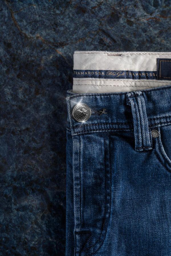 Sartoria Tramarossa JEANS LEONARDO BUTTONS REGULAR IN ZIRCONI NERI BLU MEDIO Spedizione Gratuita