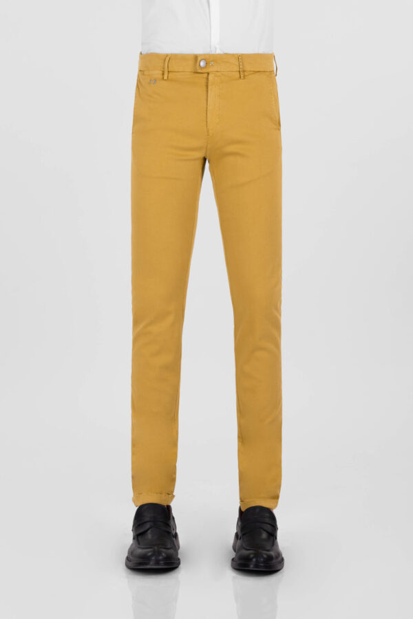 Sartoria Tramarossa PANTALONE LUIS SLIM IN GABARDINA LEGGERA DI COTONE STRETCH GIALLO Officina