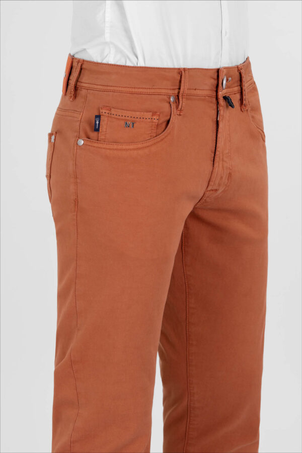 Sartoria Tramarossa PANTALONE MICHELANGELO ZIP SS REGULAR IN GABARDINA DI COTONE STRETCH ARANCIONE In vendita