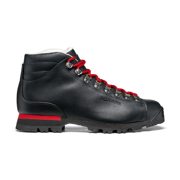 Scarpa PRIMITIVE Reinterprets the tradition style in a modern key Offerta