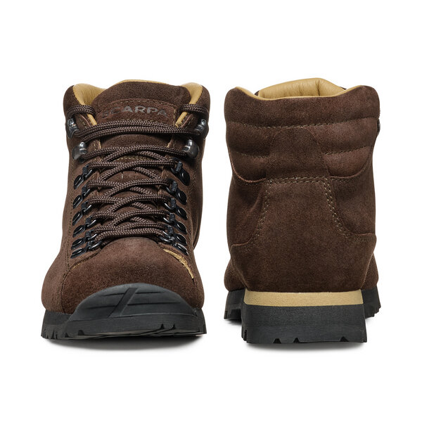 Scarpa PRIMITIVE Reinterprets the tradition style in a modern key Economico