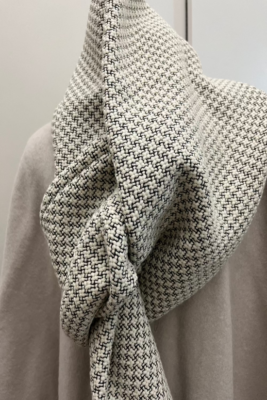 ﻿Zerobarracento Sustainable Scarf - The Perfect Christmas Gift Italy
