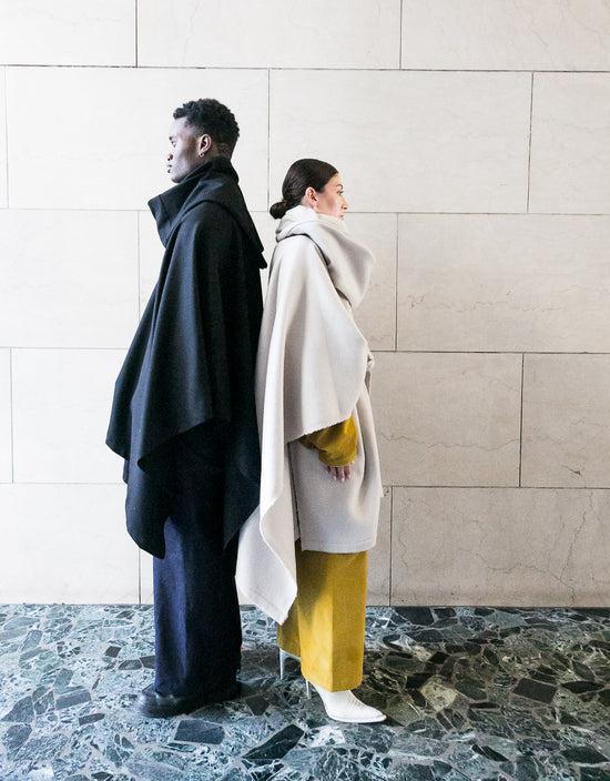 ﻿Zerobarracento Midi recycled wool cape Consegna Veloce