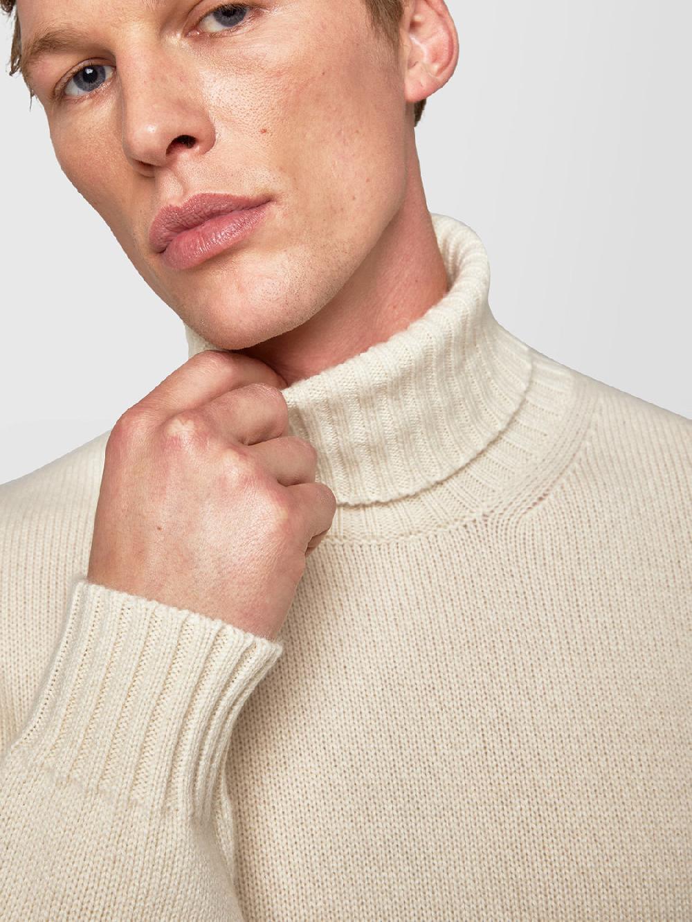 Alpha studio CICLISTA IN CASHMERE Presa