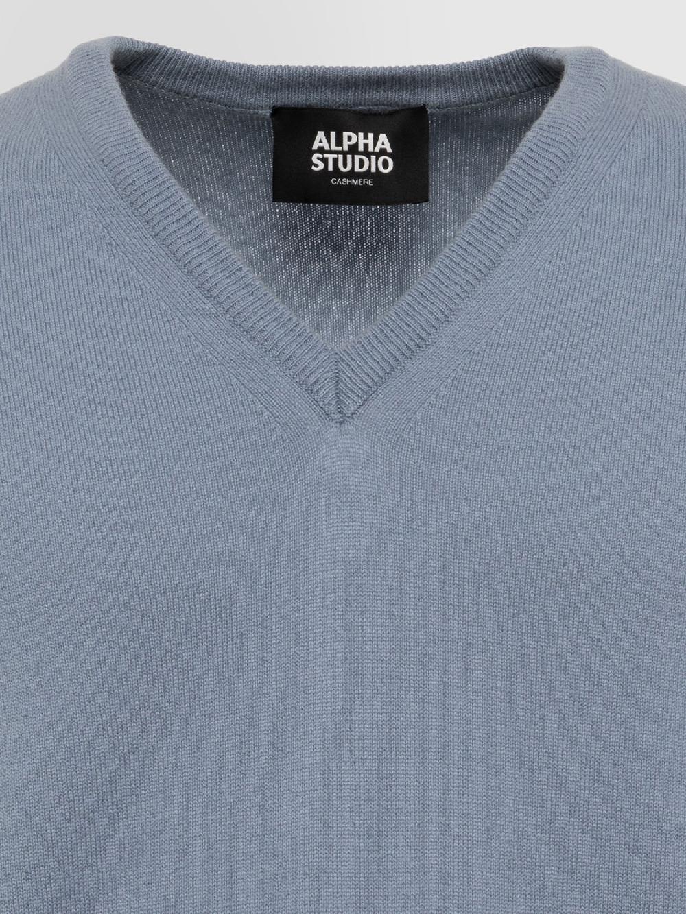 Alpha studio SCOLLO A V BASIC IN CASHMERE 2025